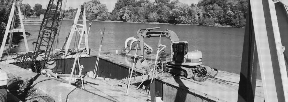 Travaux sous-marin de renflouement du bâteau Océan D8.